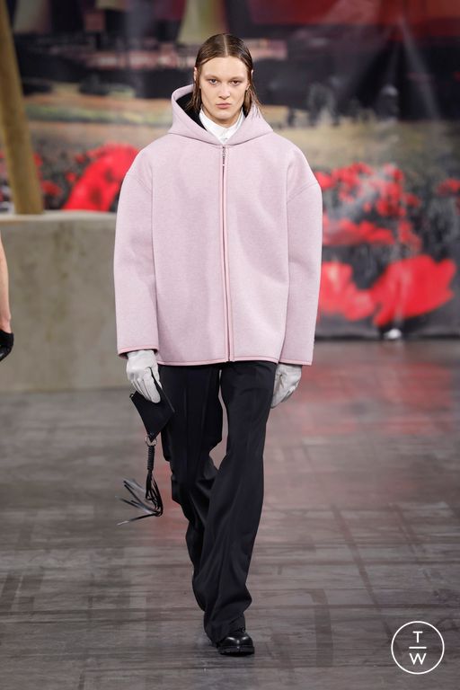 FW25 032c Look 11
