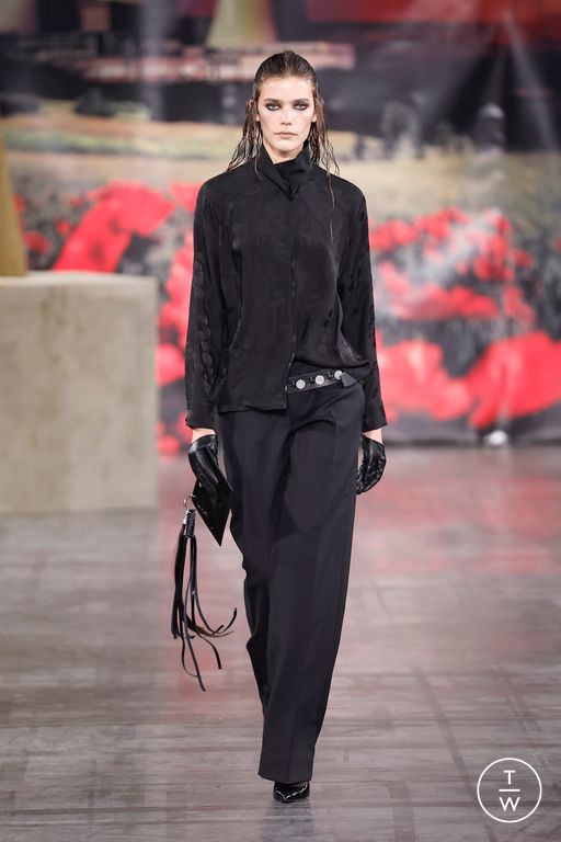 FW25 032c Look 23