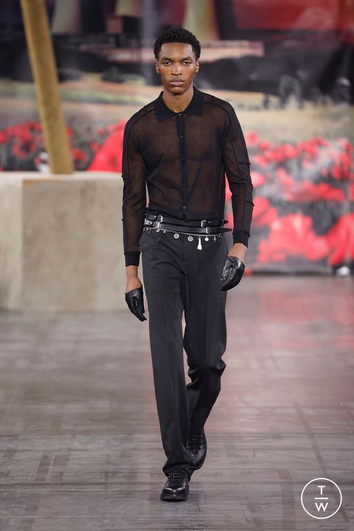 FW25 032c Look 27