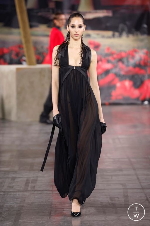 FW25 032c Look 41