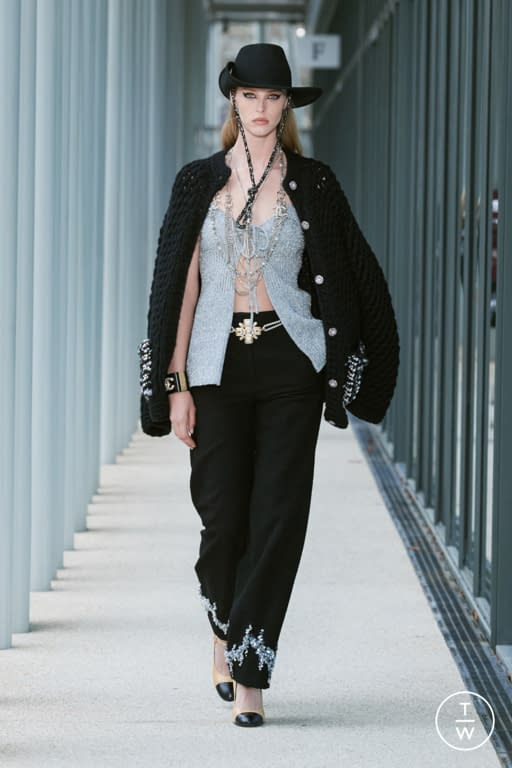 PF22 Chanel Look 35