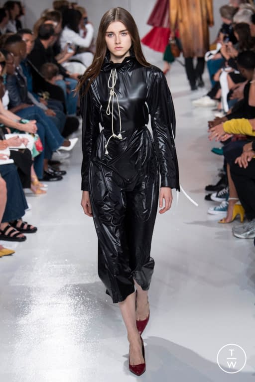 S/S 18 Calvin Klein 205W39NYC Look 38