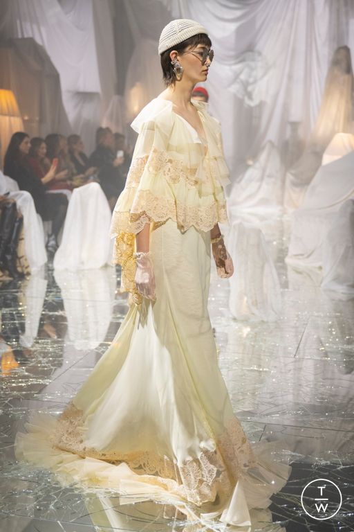 Spring-Summer 2025 Valentino Look 38