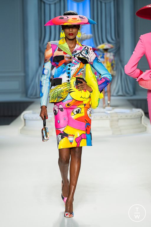 SS23 Moschino Look 42