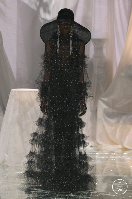 Spring-Summer 2025 Valentino Look 47