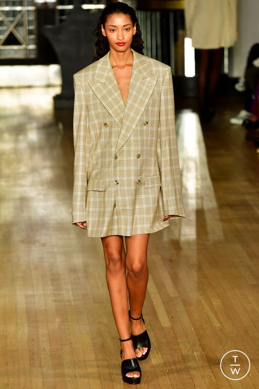 SS23 Helen Anthony Look 80