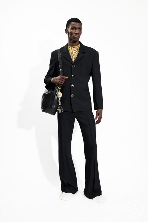 SS 26 Marine Serre Look 8
