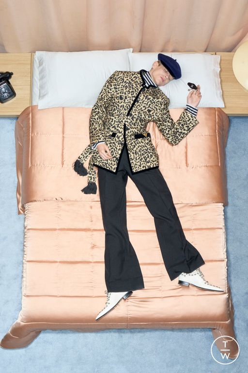 RS 26 Valentino Look 5