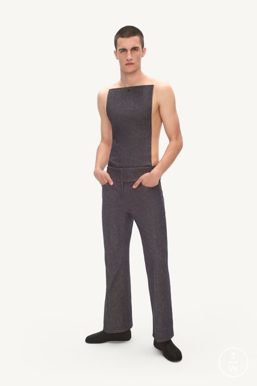 Resort 2025 Courrèges Look 8