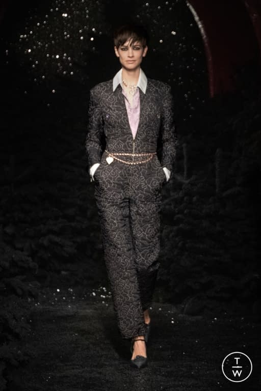 FW21 Chanel Look 9