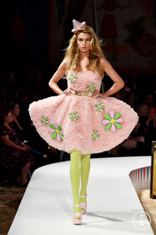 RS19 Moschino Look 10
