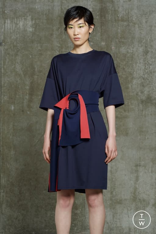 RS20 Chalayan Look 11