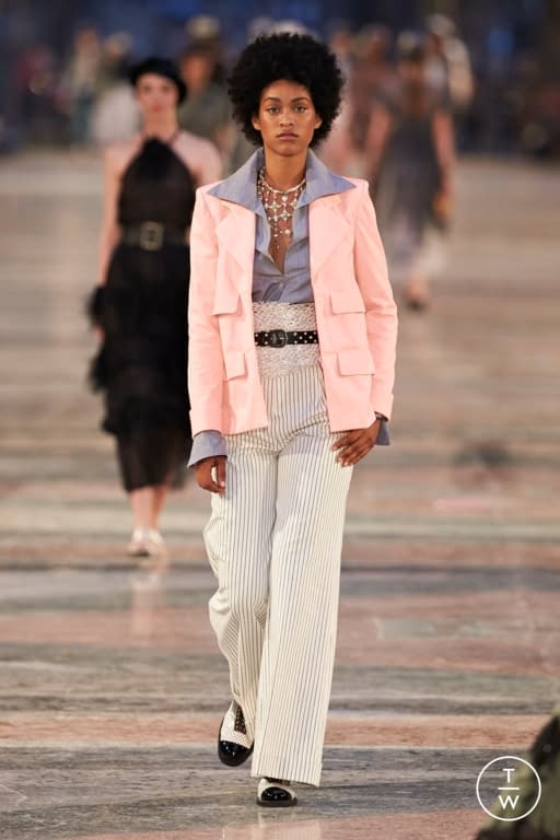 RS17 Chanel Look 13