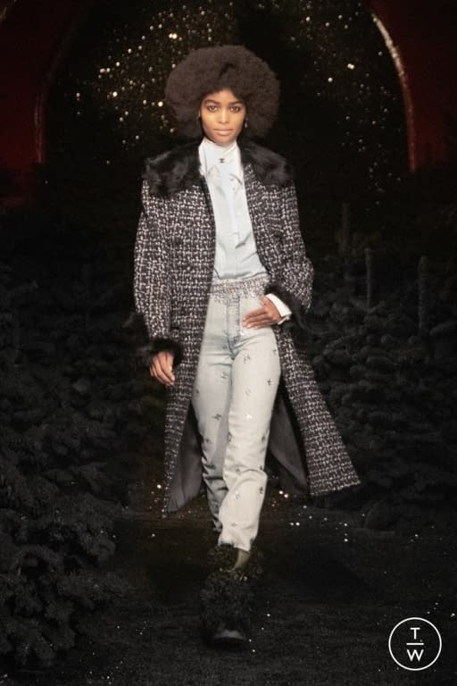 FW21 Chanel Look 13
