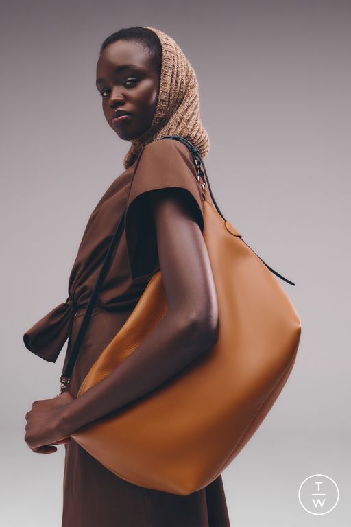 FW25 Longchamp Look 33