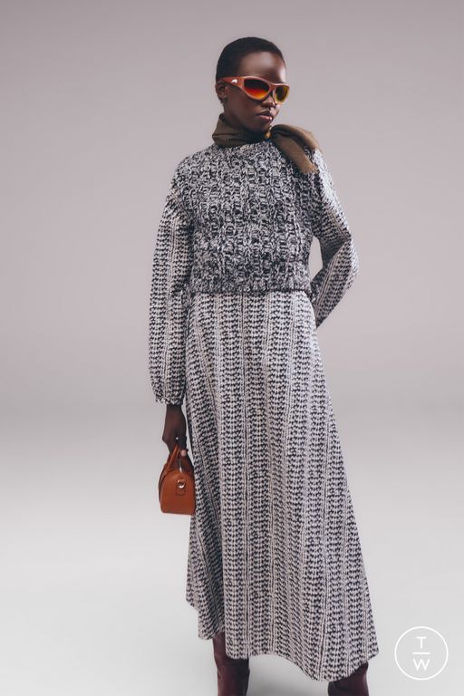 FW25 Longchamp Look 62