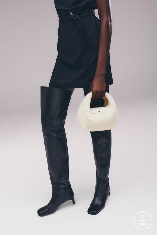 FW25 Longchamp Look 68
