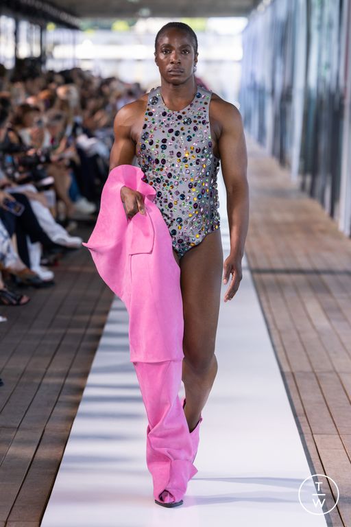SS 26 IFM PARIS Look 43