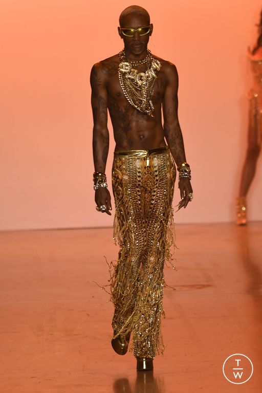 SS23 The Blonds Look 13