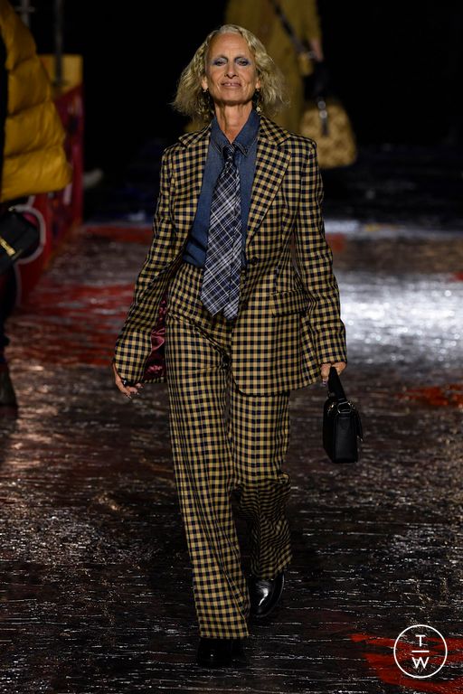 FW22 Tommy Hilfiger Look 50