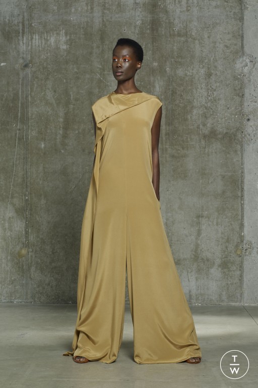 RS20 Chalayan Look 18