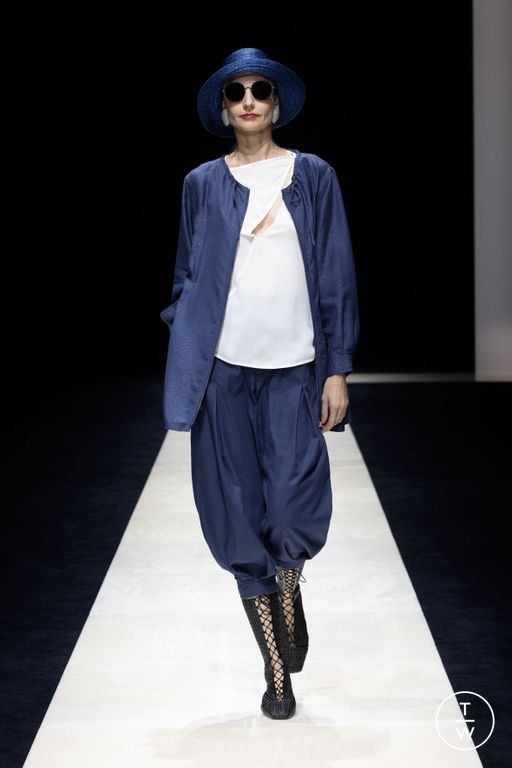 SS25 Emporio Armani Look 18