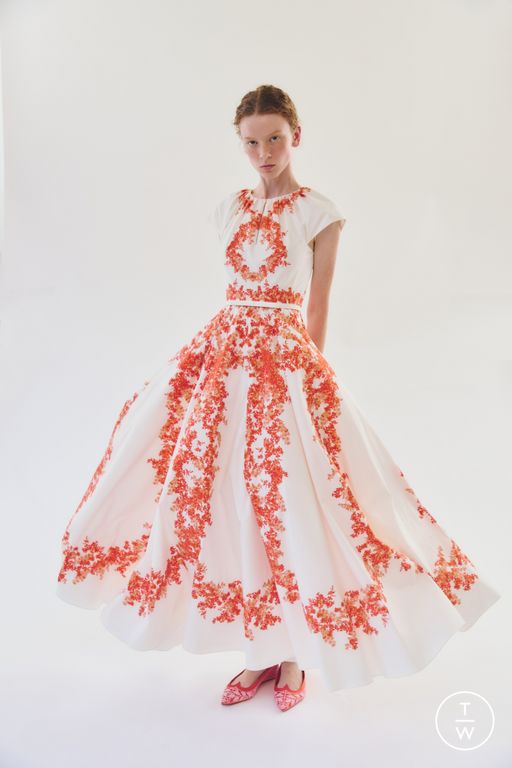 RS 26 Giambattista Valli Look 19