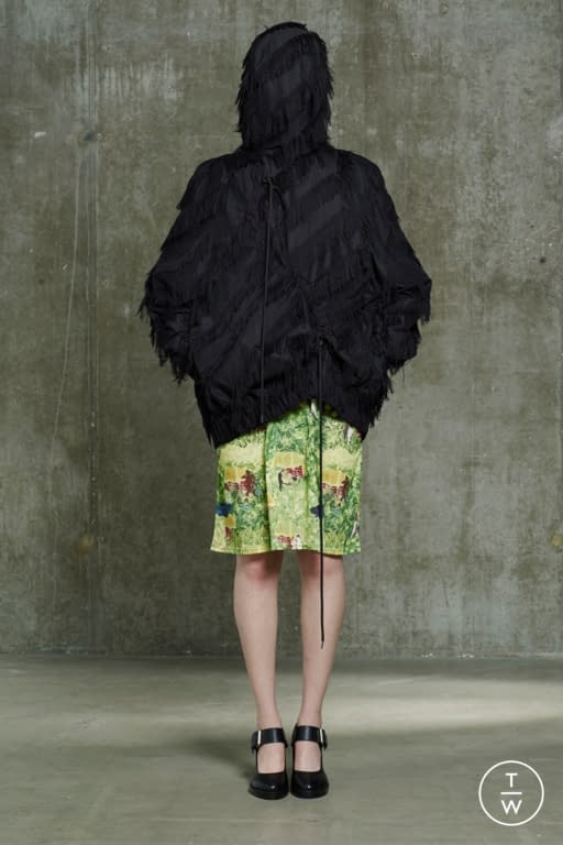 RS20 Chalayan Look 21