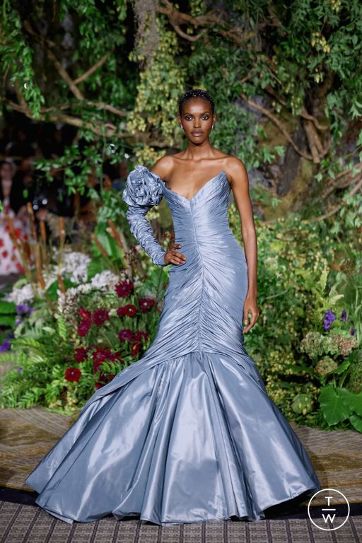 Spring-Summer 2025 Christian Siriano Look 12