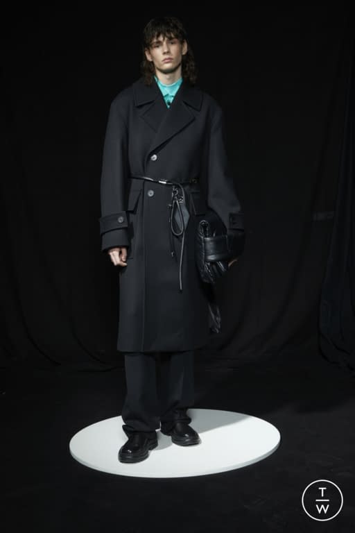 FW22 SOLID HOMME Look 23