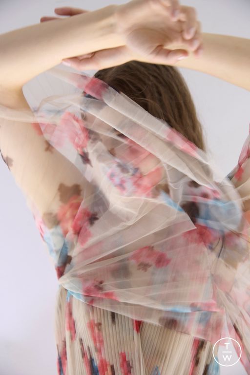 Resort 2025 Philosophy di Lorenzo Serafini Look 25