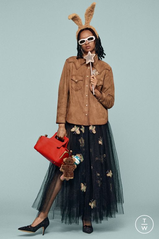 RS 26 Coach Look 27