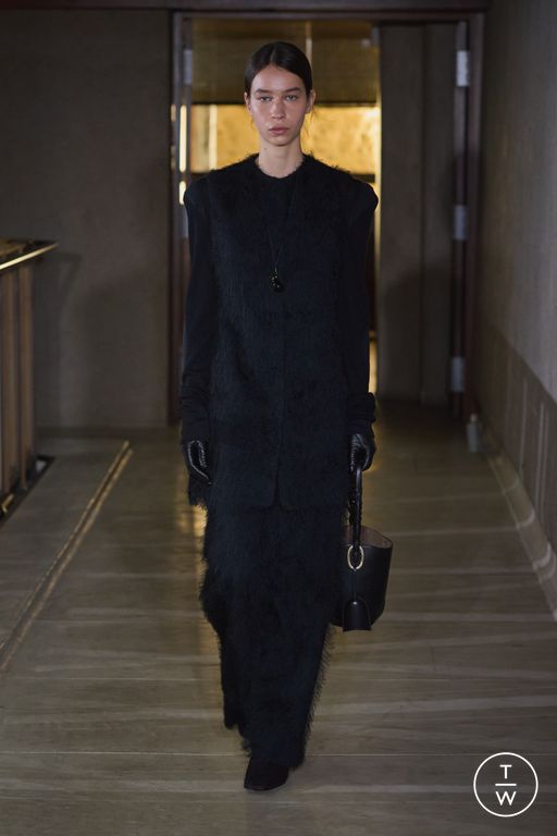 FW26 Mame Kurogouchi Look 28