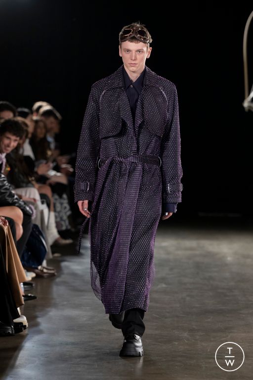 Fall/Winter 2023 MITHRIDATE Look 32