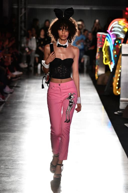 RS18 Moschino Look 35