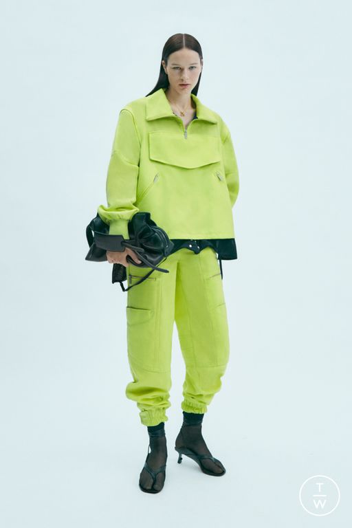 RS24 Off-White Look 35