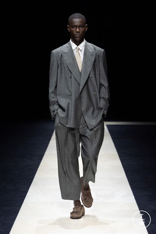 SS25 Emporio Armani Look 35