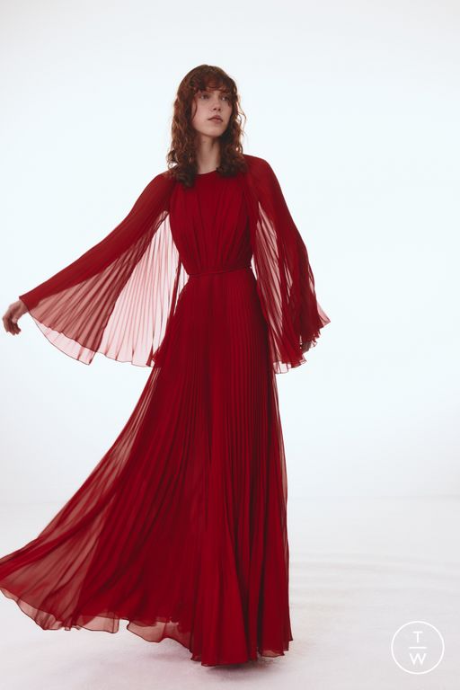 Pre-Fall 2025 Giambattista Valli Look 36