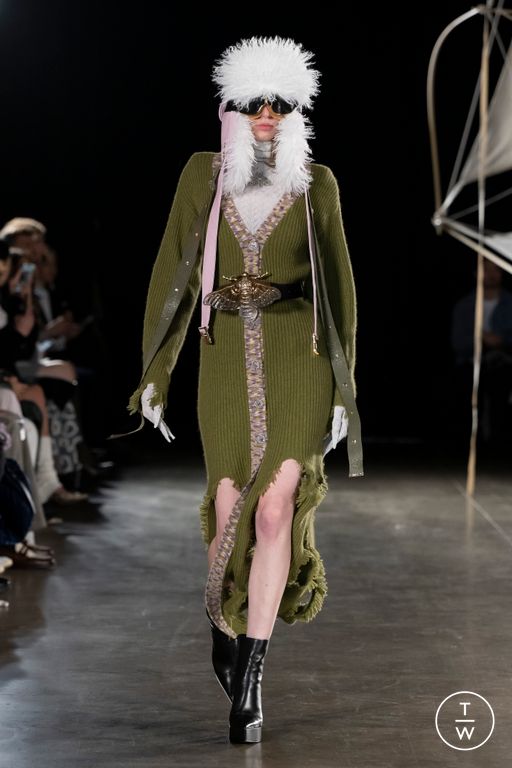 Fall/Winter 2023 MITHRIDATE Look 37