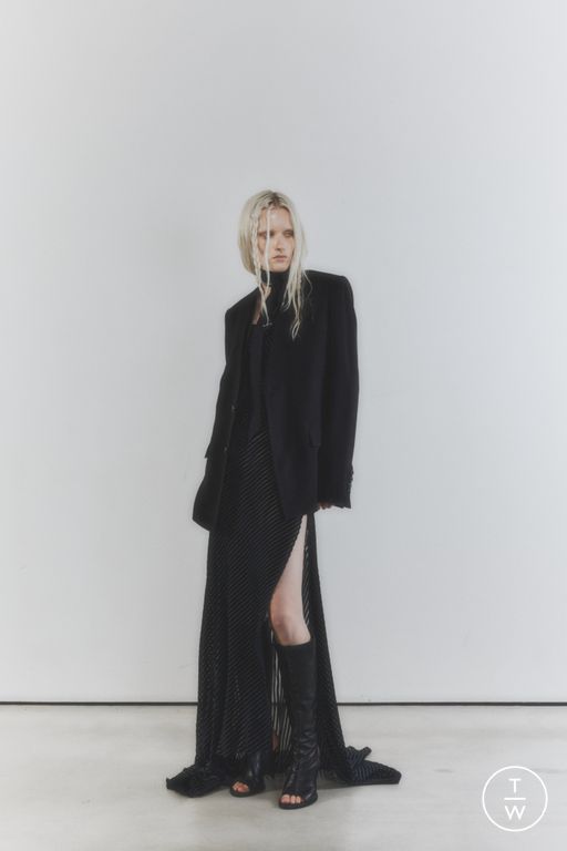 RS 26 Ann Demeulemeester Look 38