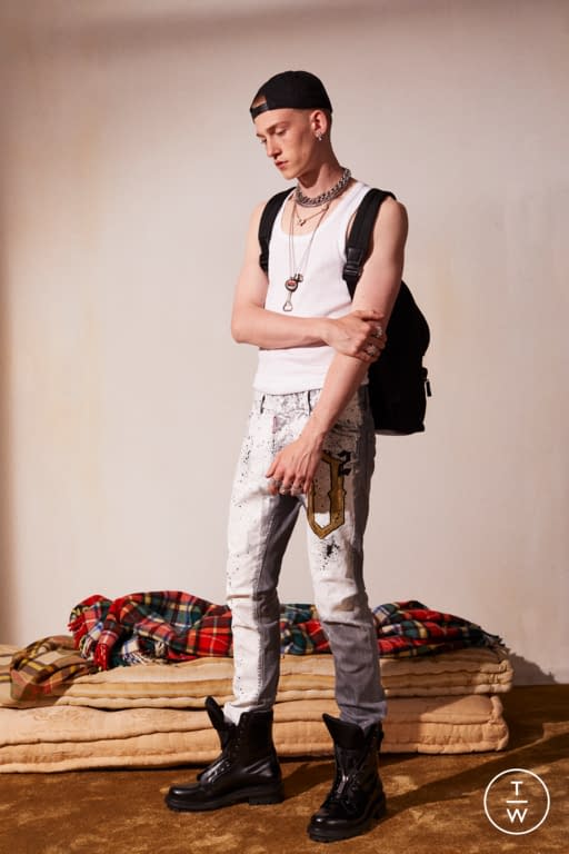 RS22 Dsquared2 Look 44