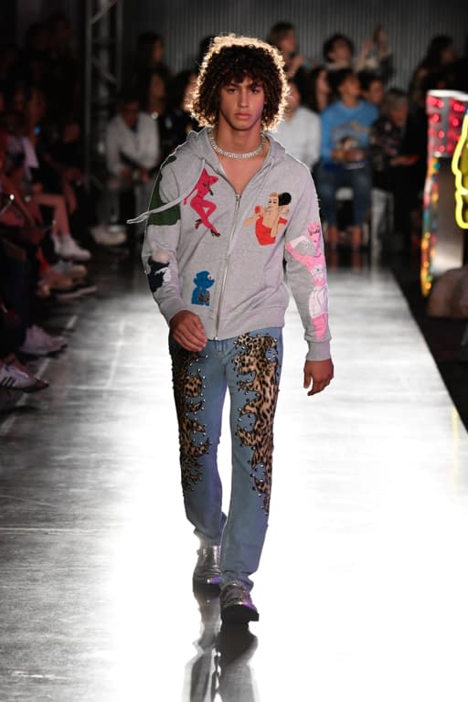 RS18 Moschino Look 44