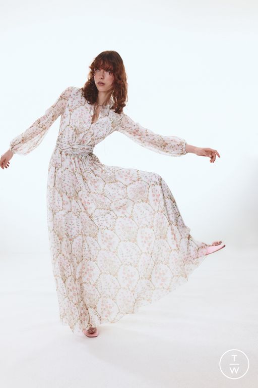 Pre-Fall 2025 Giambattista Valli Look 48