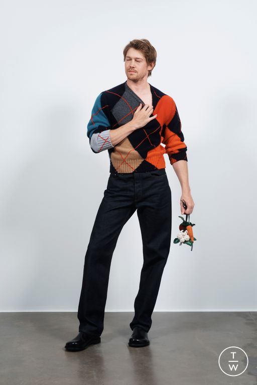 RS26 JW Anderson Look 5