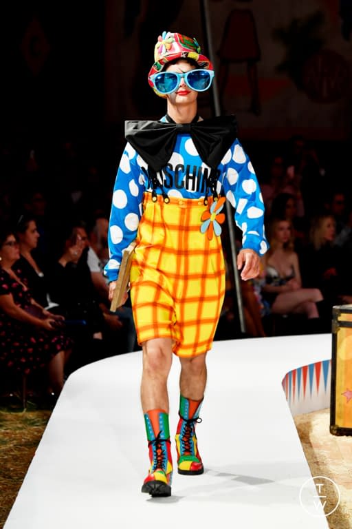 SS19 Moschino Look 50