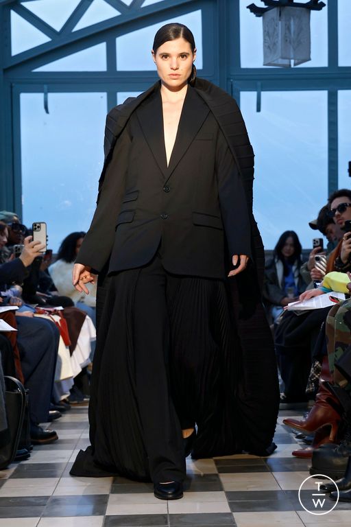 FW25 5000 Look 15