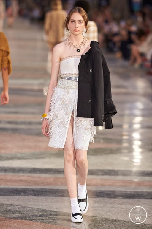 RS17 Chanel Look 52