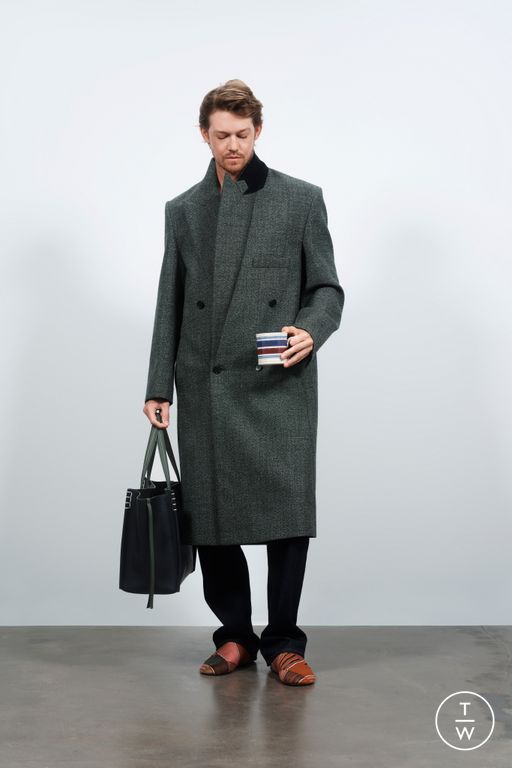 RS 26 JW Anderson Look 53