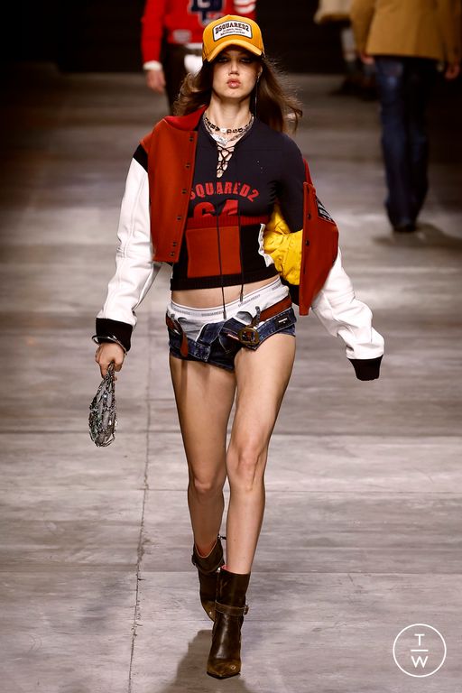 Fall/Winter 2023 Dsquared2 Look 23
