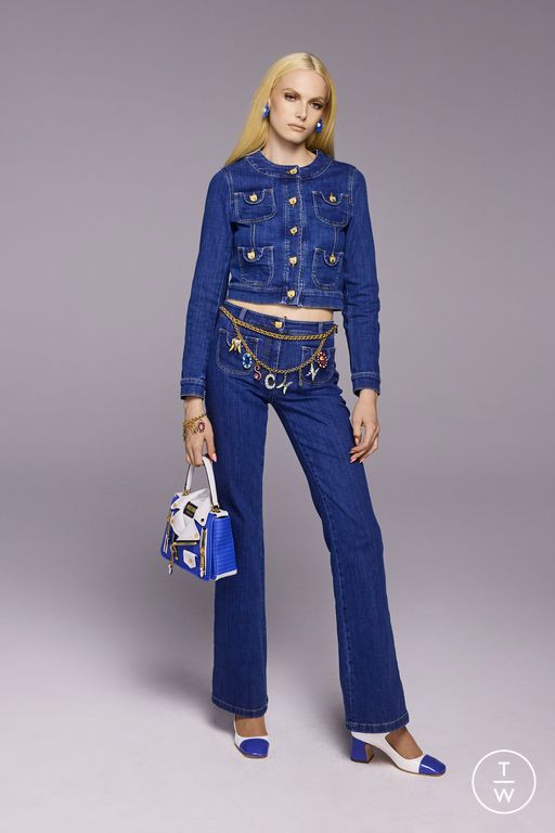 RS23 Moschino Look 55